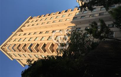 BOSTANCI'DA HAVUZLU GÜVENLİKLİ BALKONLU 3+1 SİTE DAİRESİ