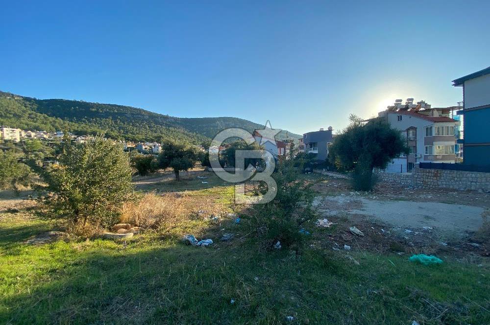 Akbükte Merkezi Konumda Tam Müstakil Villa Arsası!