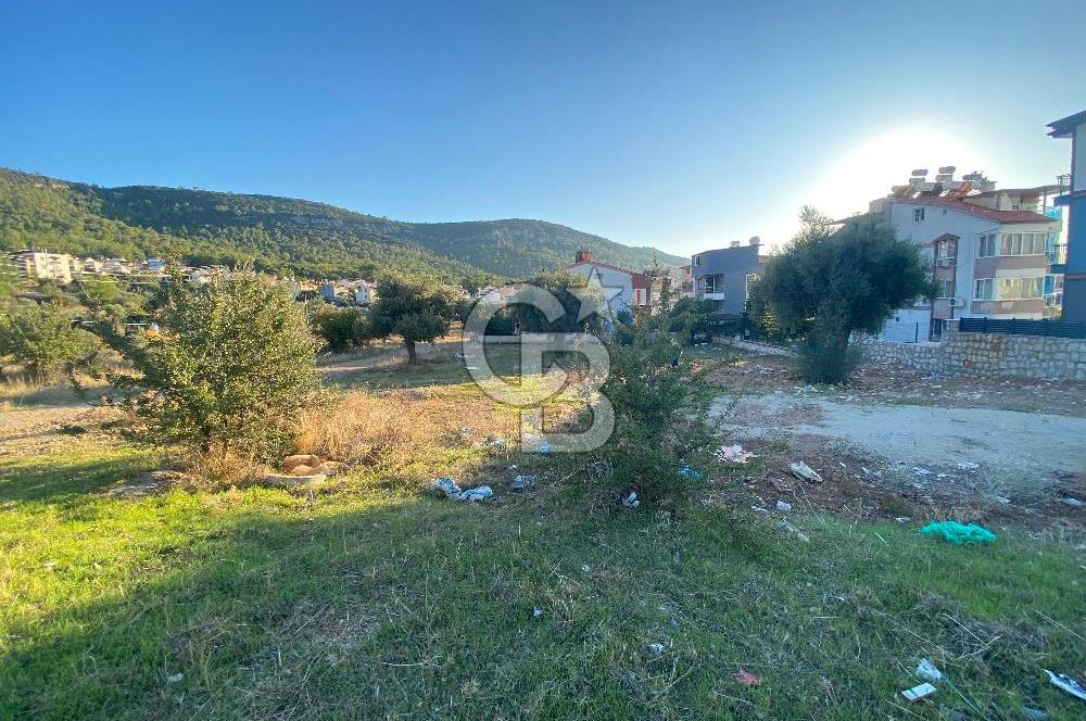 Akbükte Merkezi Konumda Tam Müstakil Villa Arsası!