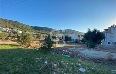 Akbükte Merkezi Konumda Tam Müstakil Villa Arsası!