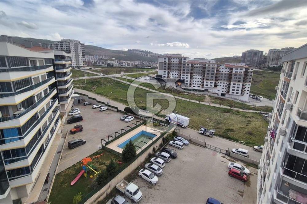MENEMEN ULUKENT MERKEZDE MASRAFSIZ SİTE İÇİNDE 3+1 SATILIK DAİRE