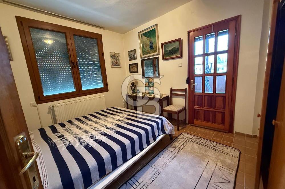 BURHANİYE ÖREN DENİZE 50m MÜSTAKİL VİLLA 130 m2 BAHÇE KULLANIMLI