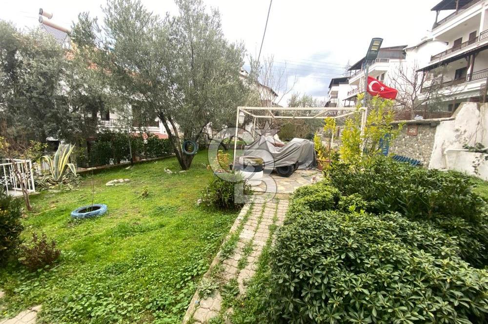 KÜÇÜKKUYU MIHLIDA DENİZ MANZARALI 5+1 VİLLA