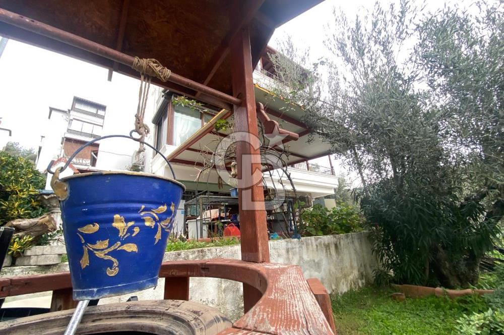 KÜÇÜKKUYU MIHLIDA DENİZ MANZARALI 5+1 VİLLA