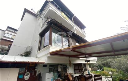 KÜÇÜKKUYU MIHLIDA DENİZ MANZARALI 5+1 VİLLA