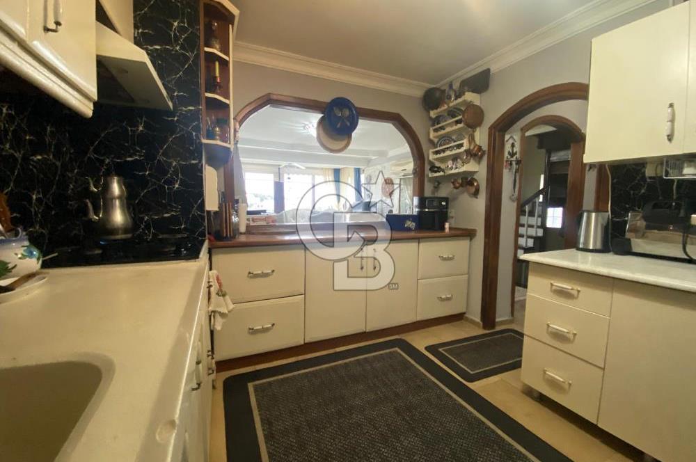 KÜÇÜKKUYU MIHLIDA DENİZ MANZARALI 5+1 VİLLA