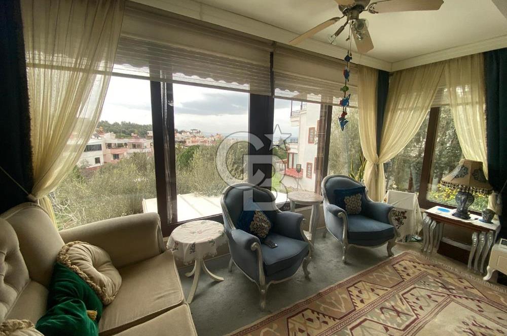 KÜÇÜKKUYU MIHLIDA DENİZ MANZARALI 5+1 VİLLA
