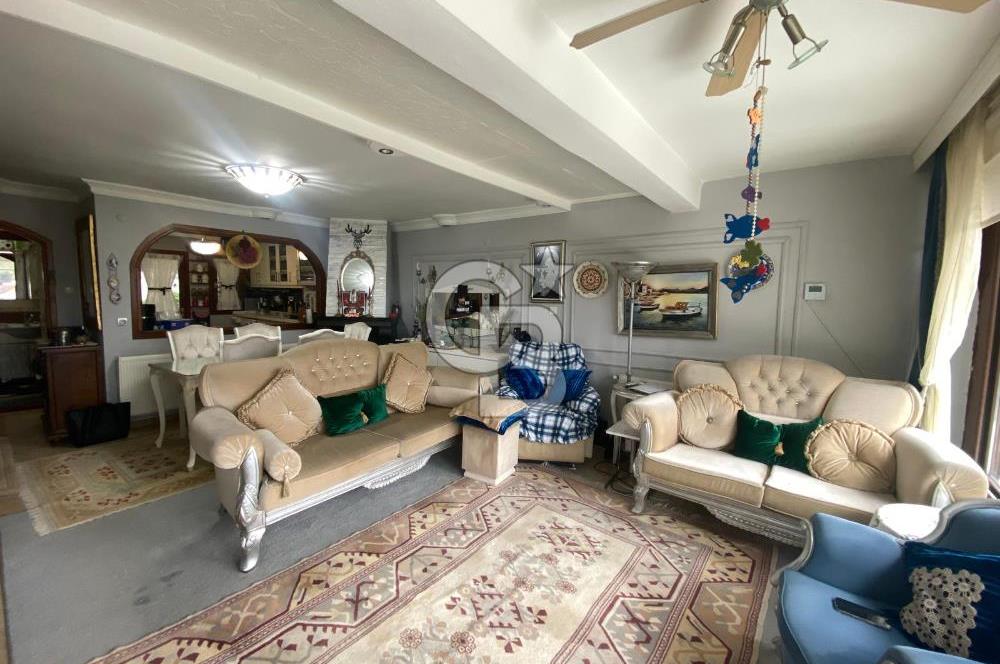 KÜÇÜKKUYU MIHLIDA DENİZ MANZARALI 5+1 VİLLA