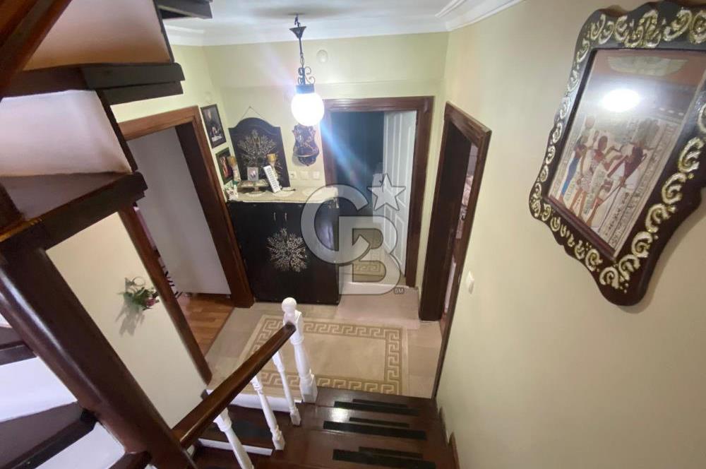 KÜÇÜKKUYU MIHLIDA DENİZ MANZARALI 5+1 VİLLA