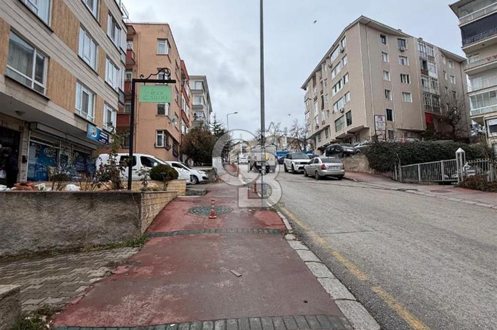 AYRANCI,HOŞDERE CADDESİ, NAZİLLİ SOKAKDA İSKANLI 3+1 SATILIK