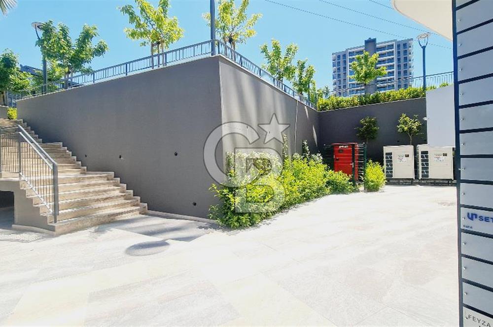 Manisa Meydan Ofis Blokların da Satılık Ofis