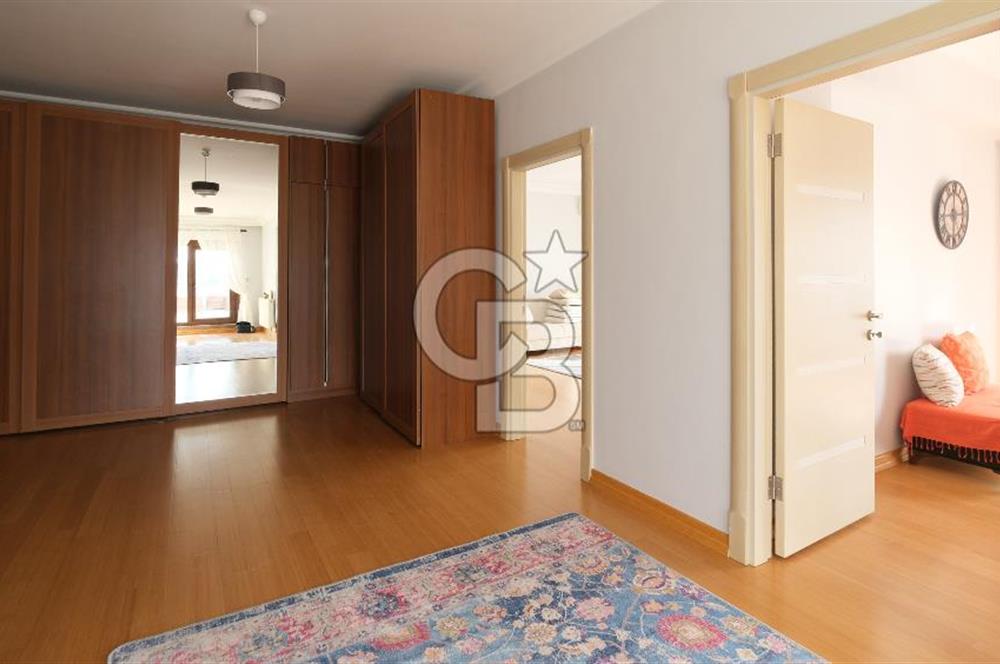 ÜMİTKÖY SEDEF SİTESİNDE BAKIMLI 6+1 DUBLEKS SATILIK DAİRE