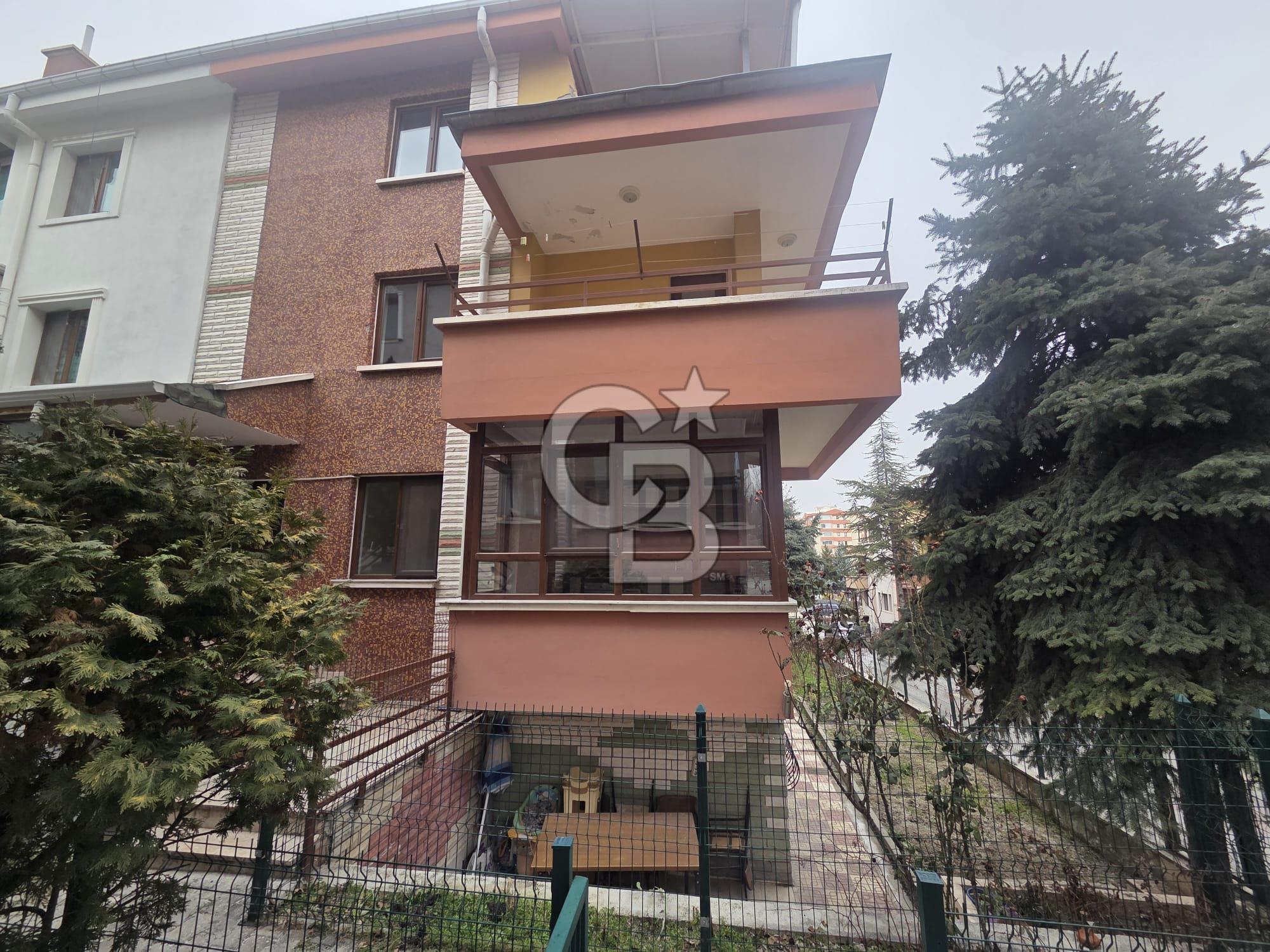 AY YILDIZ MAH.DE SATILIK 240 M2 NET KULLANIMLI 7+1 VİLLA