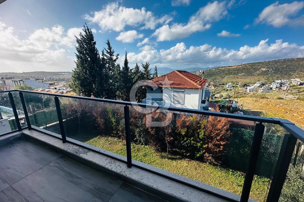 SIĞACIK GİRLEN'DE SEÇKİN KONUMDA 5+1 LÜKS VİLLA