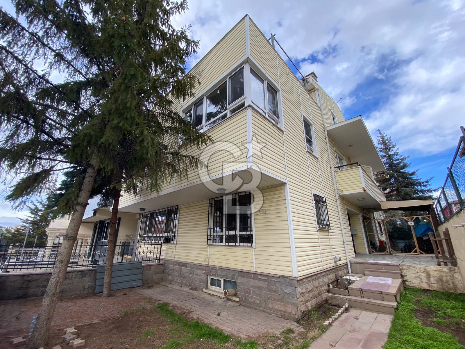 ÜMİTKÖY 'DE KİRALIK TRİPLEKS VİLLA