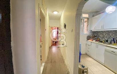 İZMİR KARŞIYAKA TUNA MAHALLESİ ARABACILAR SOKAK'TA SATILIK 2+1 DAİRE