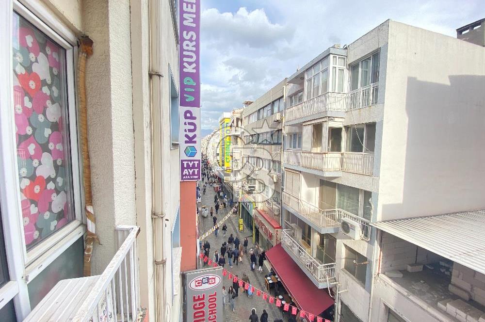 İZMİR KARŞIYAKA TUNA MAHALLESİ ARABACILAR SOKAK'TA SATILIK 2+1 DAİRE