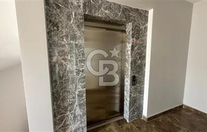 Cb Mahallde Kartepe Dorukpark Evlerinde Satılık 3+1 Çatıdubleks