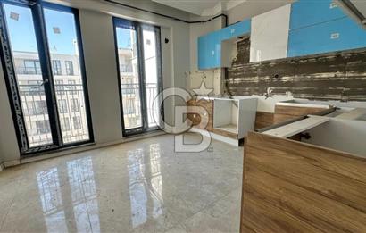 Cb Mahallde Kartepe Dorukpark Evlerinde Satılık 3+1 Çatıdubleks