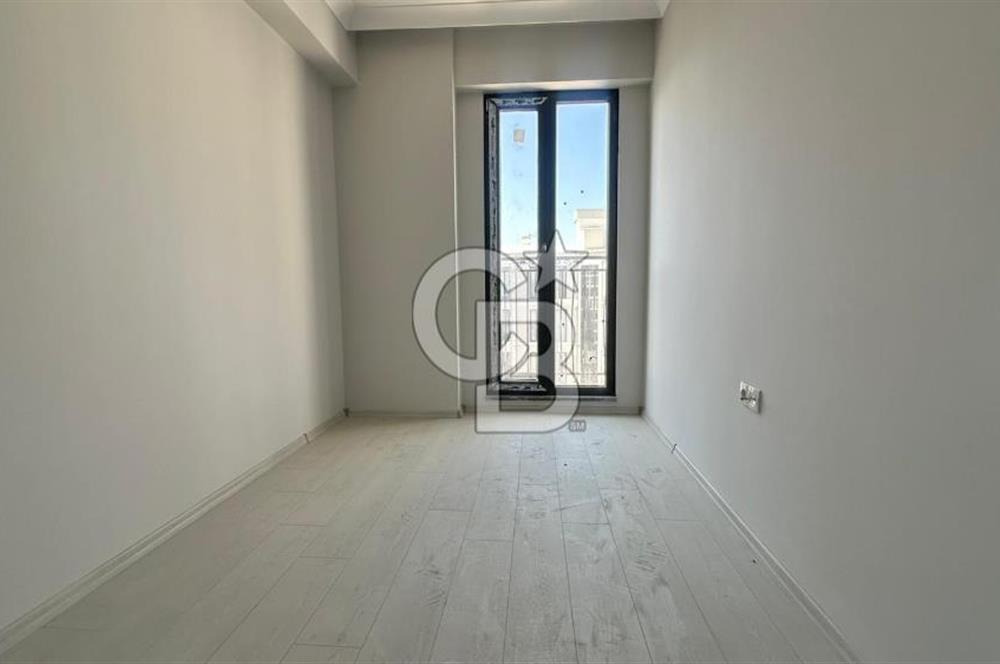 Cb Mahallde Kartepe Dorukpark Evlerinde Satılık 3+1 Çatıdubleks