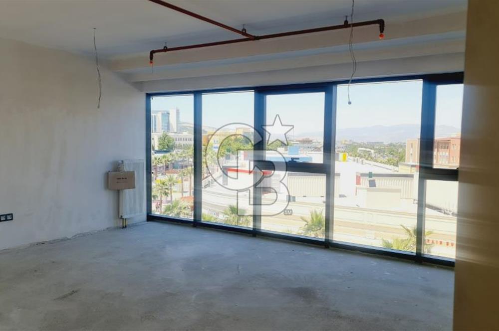 Manisa Meydan Ofis Blokların da Satılık Ofis