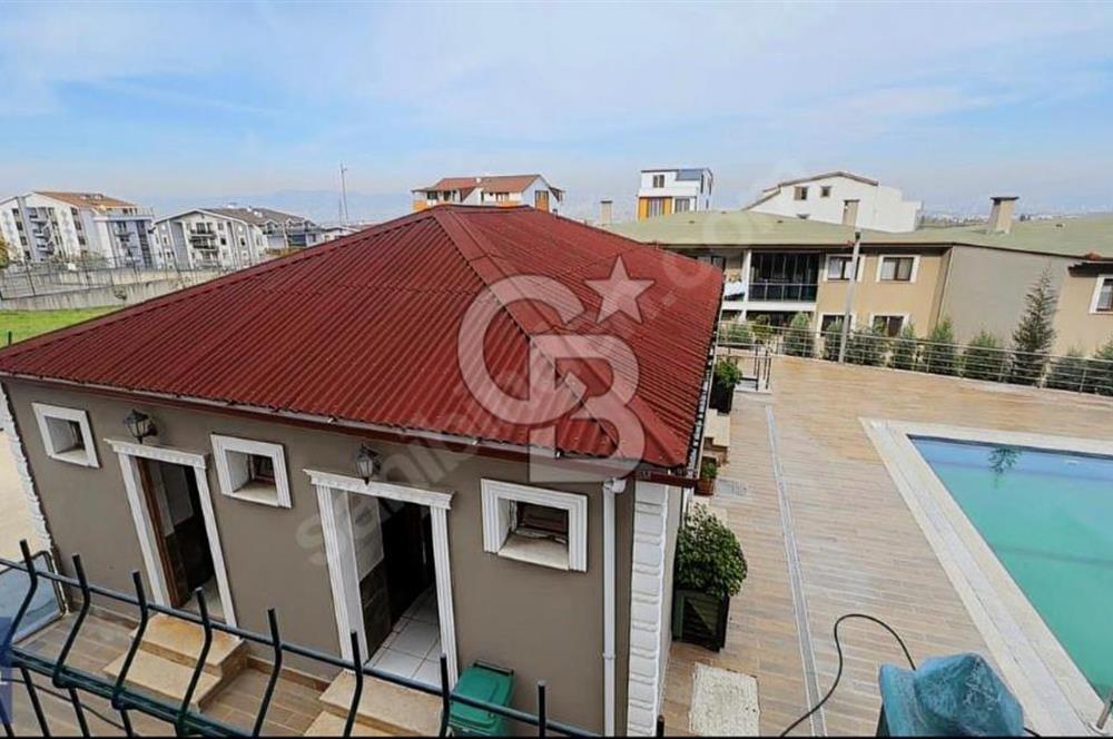 Cb Mahall'den Uğurlu Dostluk sitesinde Satılık 6+1 Çatıdubleks