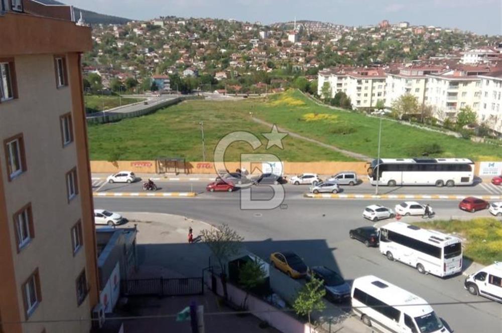 VELİBABADA AİLE YAŞAMINA UYGUN MERKEZİ GENİŞ VE FERAH 3+1