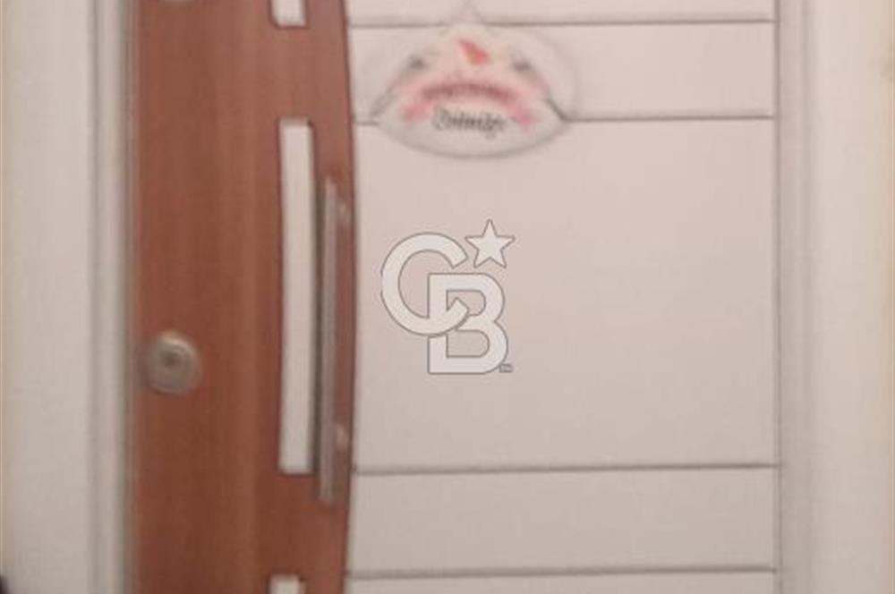 VELİBABADA AİLE YAŞAMINA UYGUN MERKEZİ GENİŞ VE FERAH 3+1