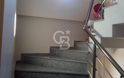 VELİBABADA AİLE YAŞAMINA UYGUN MERKEZİ GENİŞ VE FERAH 3+1