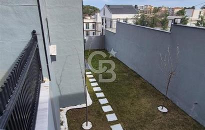 SATILIK ARNAVUTKÖY KARABURUN'DA DENİZ MANZARALI LÜX VİLLA