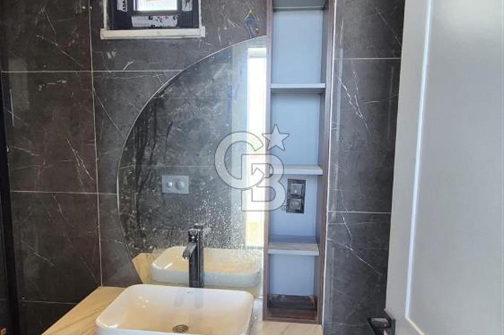 SATILIK ARNAVUTKÖY KARABURUN'DA DENİZ MANZARALI LÜX VİLLA