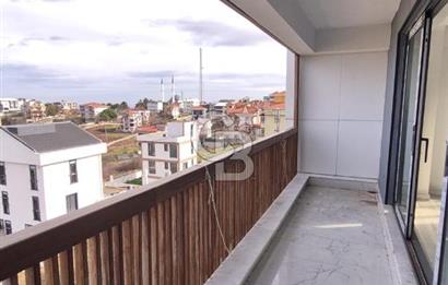 SATILIK ARNAVUTKÖY KARABURUN'DA DENİZ MANZARALI LÜX VİLLA