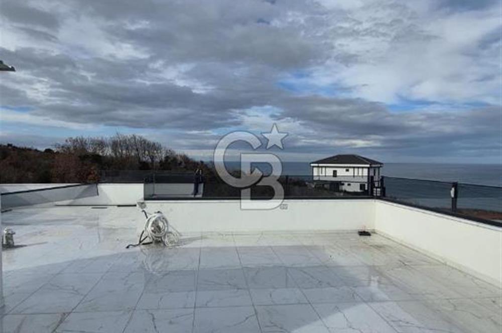 SATILIK ARNAVUTKÖY KARABURUN'DA DENİZ MANZARALI LÜX VİLLA