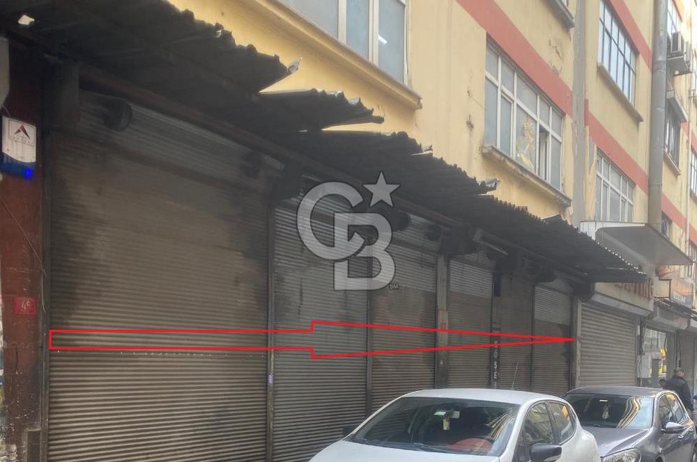 BAYRAMPAŞA'DA DÜZ GİRİŞ KİRALIK DÜKKAN