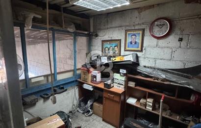 Gaziemir 6.Sanayi Sitesinde Satılık Dükkan