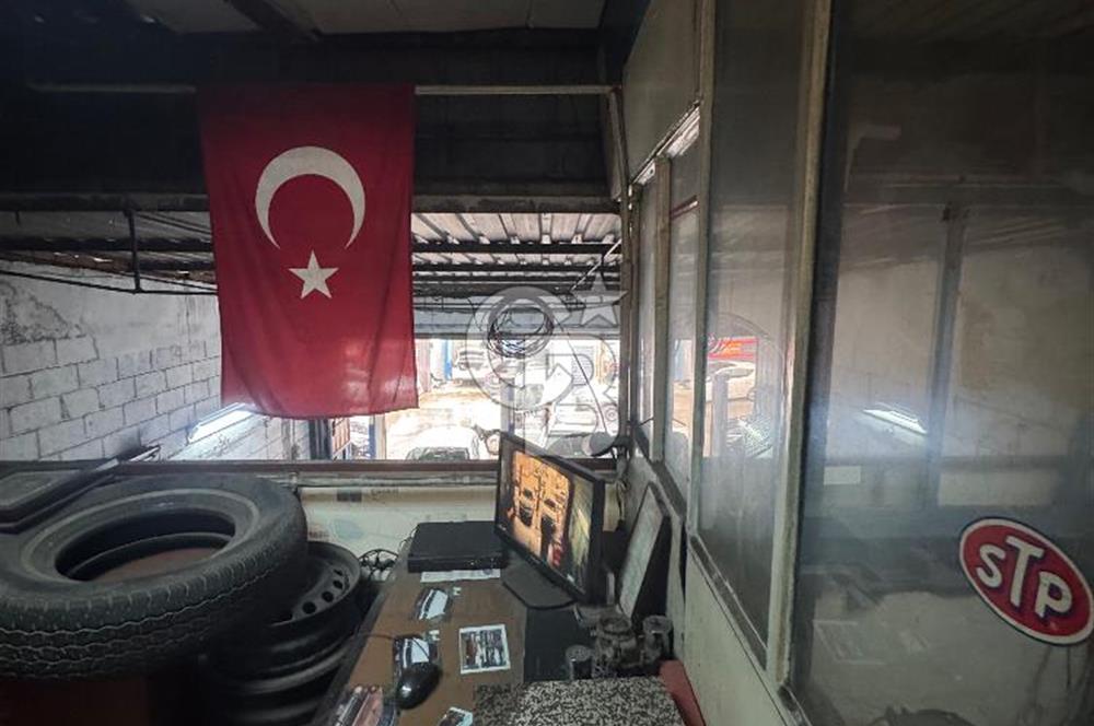 Gaziemir 6.Sanayi Sitesinde Satılık Dükkan