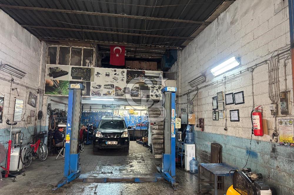 Gaziemir 6.Sanayi Sitesinde Satılık Dükkan