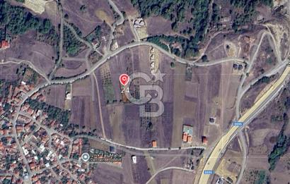 İZNİK DERBENT'TE GÖL MANZARALI YOLU OLAN SATILIK TARLA