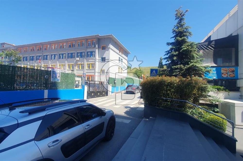 KARTAL HUKUKÇULAR TOWERS'DA ÖN VE YAN KULLANIMLI KÖŞE DÜKKAN (KDV DAHİL)