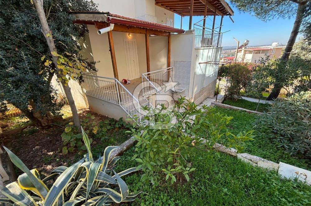 Didim Akbük'te Kerem Sitesinde Eşyalı Bakımlı Kiralık Villa