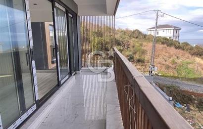 SATILIK ARNAVUTKÖY KARABURUN'DA DENİZ MANZARALI LÜX VİLLA