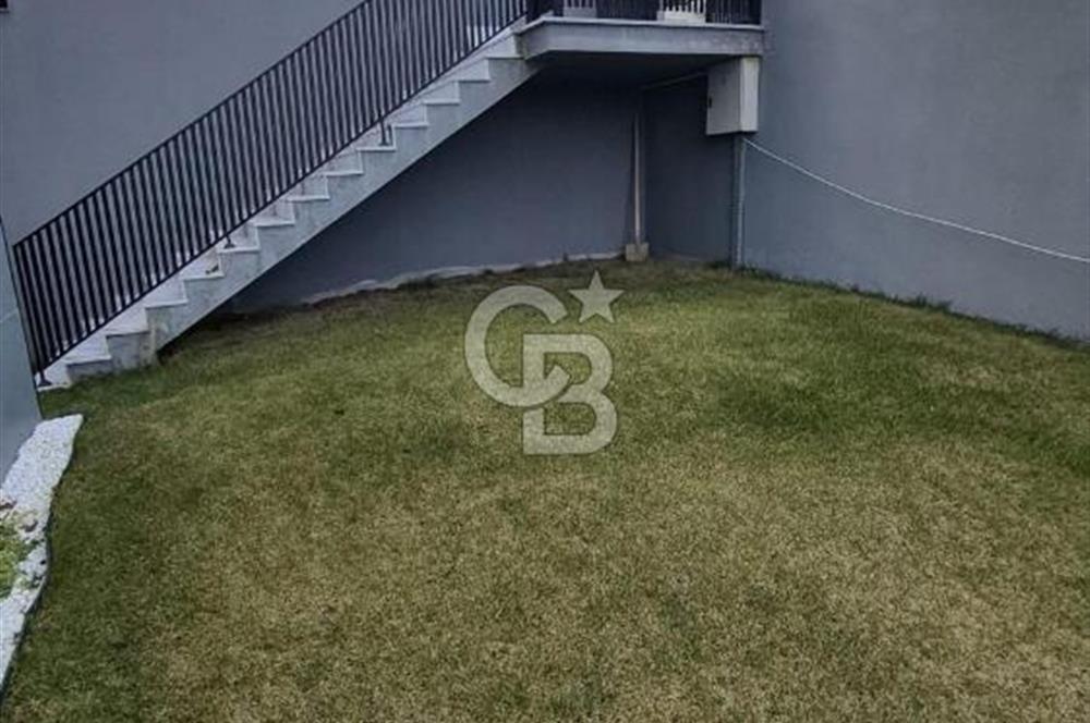 SATILIK ARNAVUTKÖY KARABURUN'DA DENİZ MANZARALI LÜX VİLLA