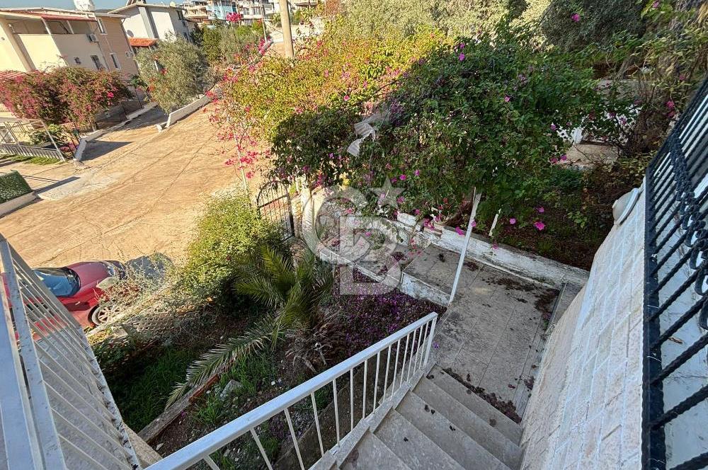 Didim Akbük'te Kerem Sitesinde Eşyalı Bakımlı Kiralık Villa