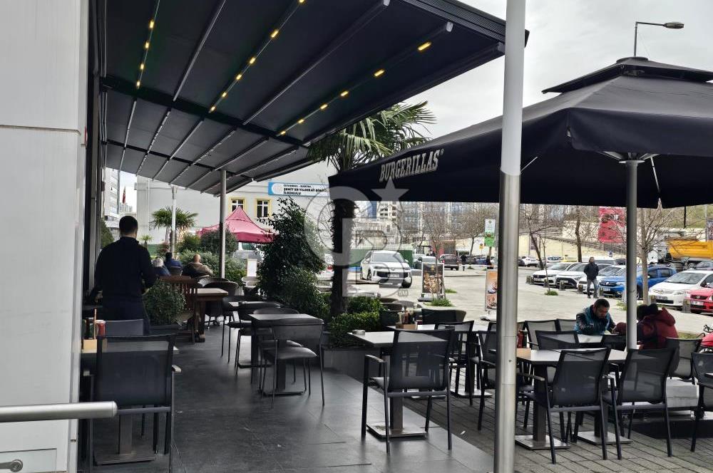 KARTAL HUKUKÇULAR TOWERS'DA ÖN VE YAN KULLANIMLI KÖŞE DÜKKAN (KDV DAHİL)