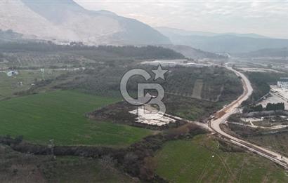 Manisa Organize Sanayi Bölgesi Emlakdere Sınırında Satılık Tarla