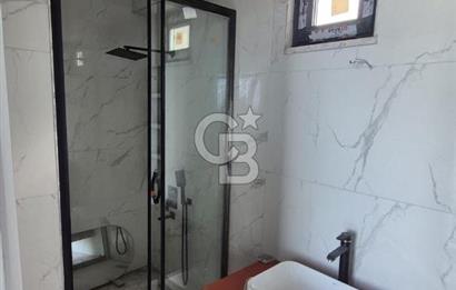 SATILIK ARNAVUTKÖY KARABURUN'DA DENİZ MANZARALI LÜX VİLLA