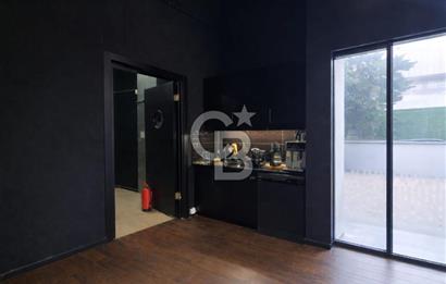 KARTAL HUKUKÇULAR TOWERS'DA ÖN VE YAN KULLANIMLI KÖŞE DÜKKAN (KDV DAHİL)