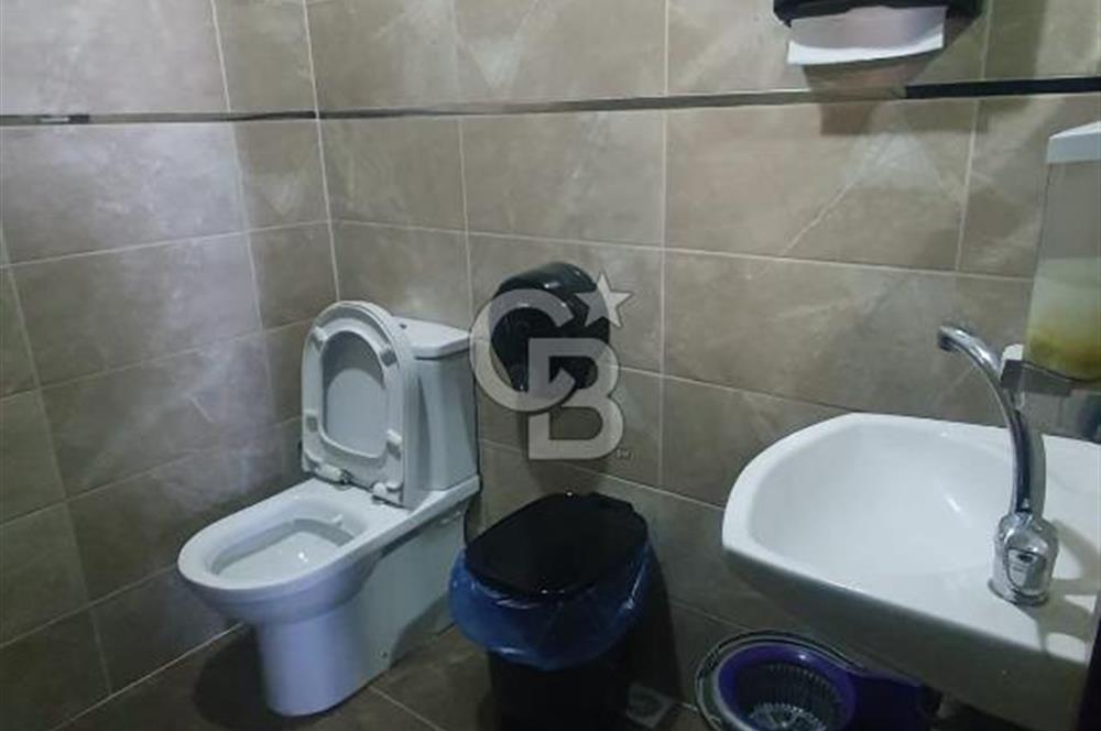 KARTAL HUKUKÇULAR TOWERS'DA ÖN VE YAN KULLANIMLI KÖŞE DÜKKAN (KDV DAHİL)