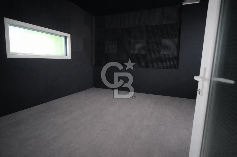 KARTAL HUKUKÇULAR TOWERS'DA ÖN VE YAN KULLANIMLI KÖŞE DÜKKAN (KDV DAHİL)