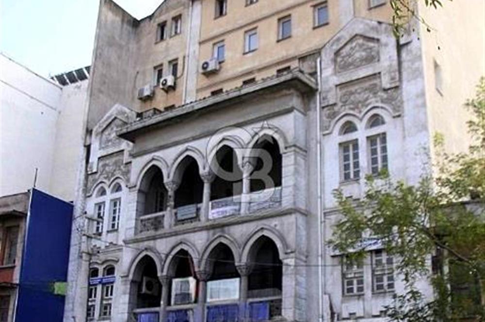 Konak Gaziler Caddesinde Basmahane Garı Yakınında Satılık Ofis